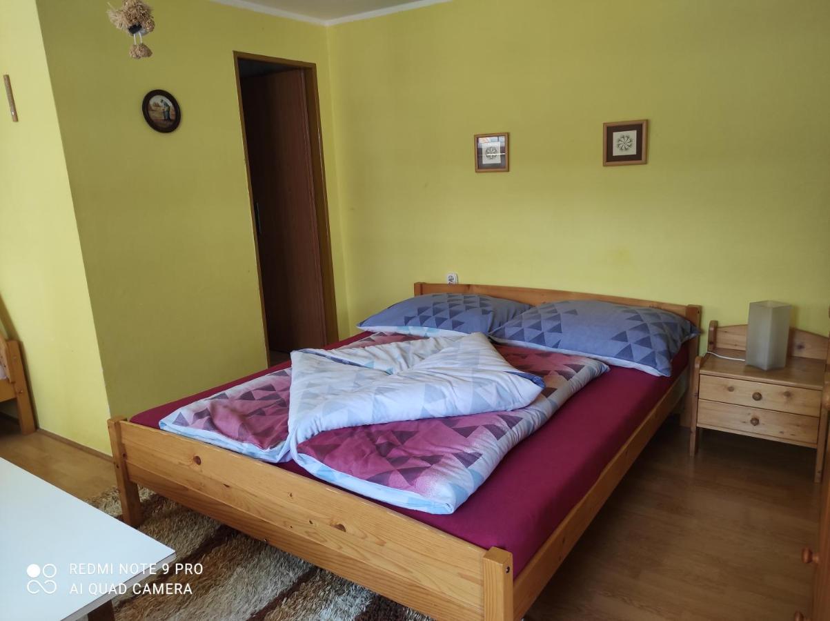 Privat Alma Apartment Nová Lesná Exterior foto