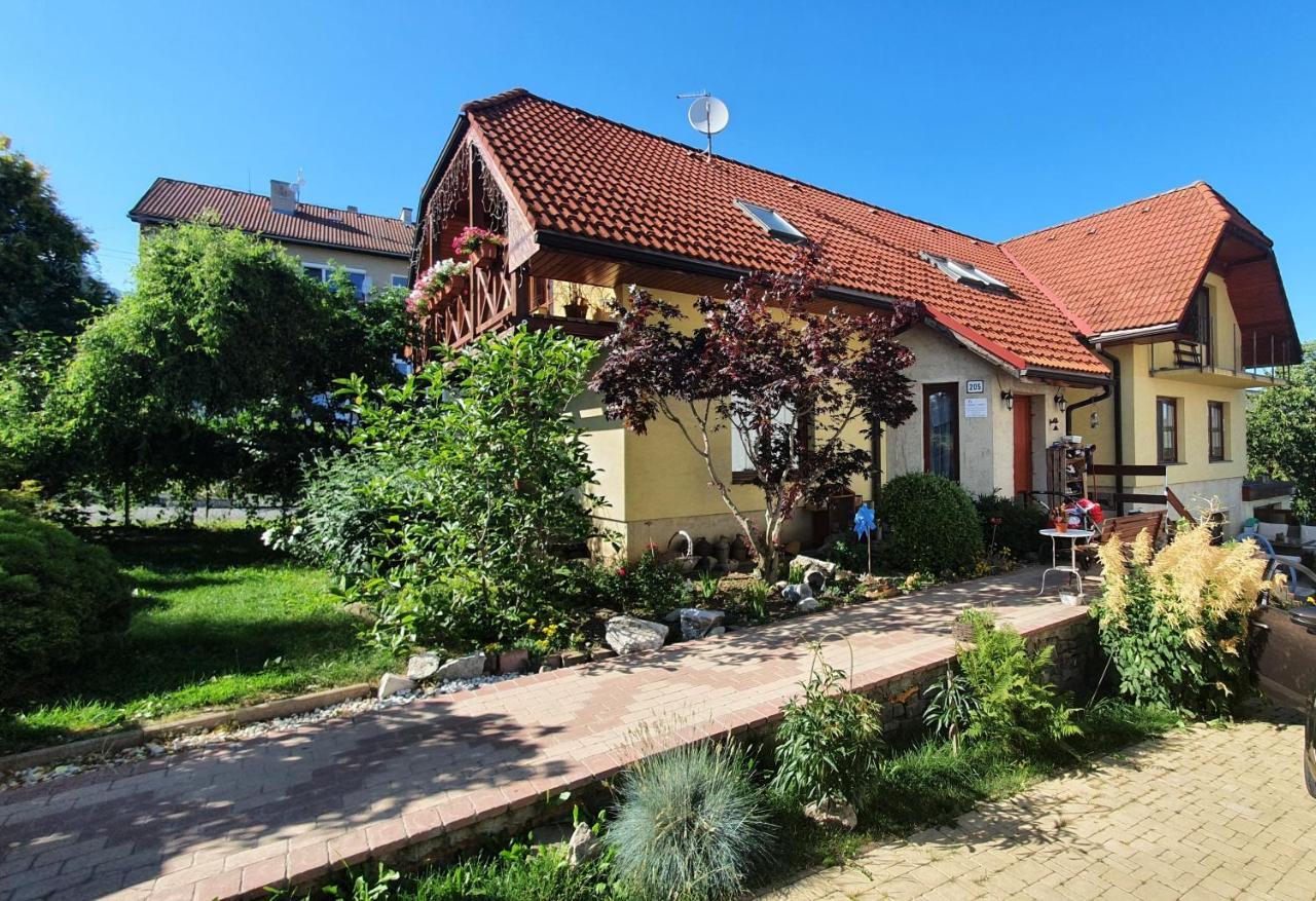 Privat Alma Apartment Nová Lesná Exterior foto